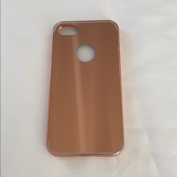iPhone 7/8 gold phone cases (bundle) - Picture 3 of 6